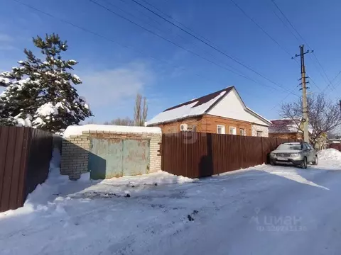 Дом в Саратовская область, Энгельс Волжская ул., 9 (80 м)