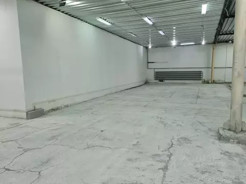 Помещение свободного назначения в Тюменская область, Тюмень ул. ...