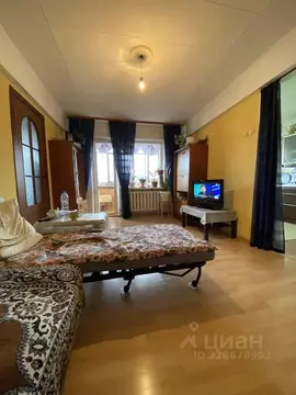 2-к кв. Омская область, Омск Городок Нефтяников мкр, ул. Энтузиастов, ...