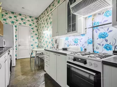 3-к кв. Санкт-Петербург 10-я Васильевского острова линия, 43 (94.1 м)