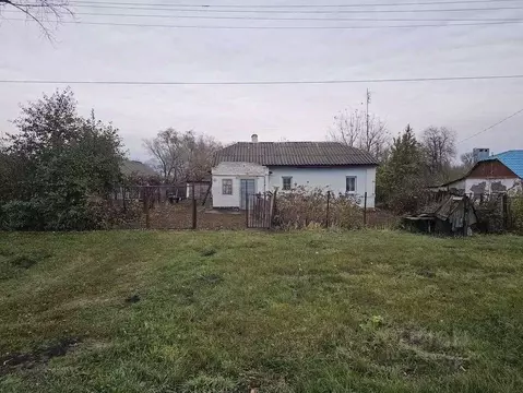 Дом в Липецкая область, Добринский район, Пушкинский сельсовет, с. ...