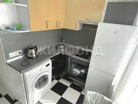 2-к кв. Новосибирская область, Новосибирск ул. Вокзальная магистраль, ...