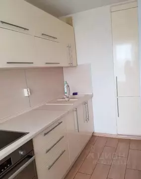 1-к кв. Татарстан, Казань просп. Победы, 78 (30.0 м)