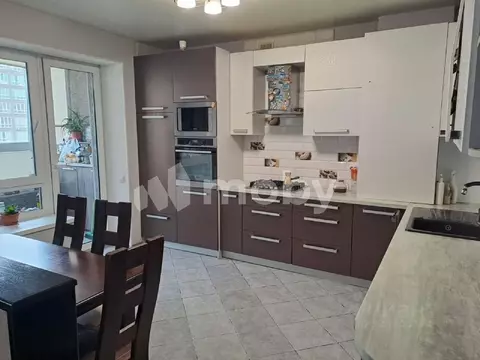 4-к кв. Калининградская область, Гурьевский муниципальный округ, пос. ...