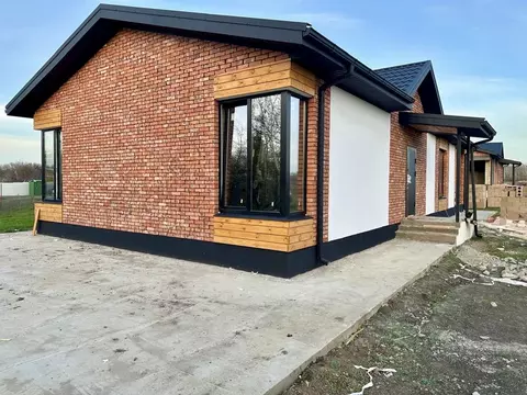 Коттедж в Краснодарский край, Динской район, с. Красносельское ул. ...