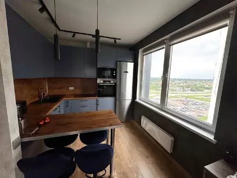 Продается 2-комнатная квартира