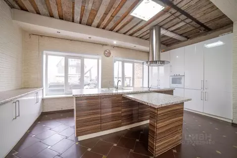 Дом в Свердловская область, Екатеринбург Семь Ключей жилрайон, пер. ...