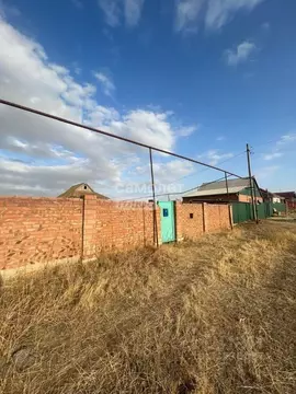 Дом в Калмыкия, Целинный район, с. Троицкое 3 (66 м)