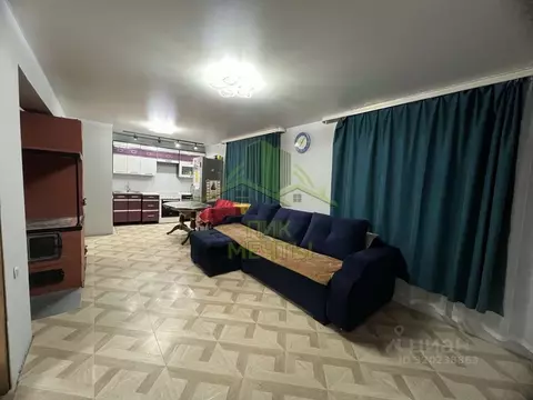 Дом в Бурятия, Иволгинский район, Сотниковское с/пос, с. Сотниково ул. ...