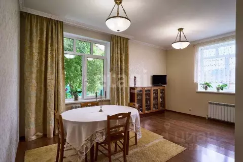 Дом в Тюменская область, Тюмень Новосибирская ул. (380 м)