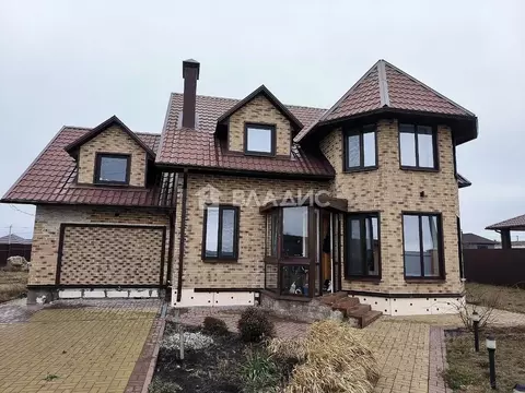 Дом в Белгородская область, Белгородский район, Головинское с/пос, с. ...