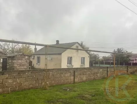 Дом в Крым, Сакский район, с. Веселовка пер. Степной, 3 (56 м)