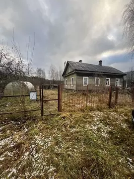 Участок в Ленинградская область, Волховский район, Пашское с/пос, с. ...