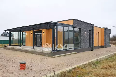 Дом в Калининградская область, Гурьевский муниципальный округ, пос. ...