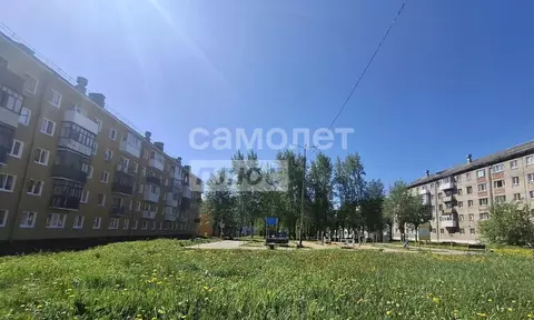 2-к кв. Пермский край, пос. Звездный ул. Бабичева, 4 (43.8 м)