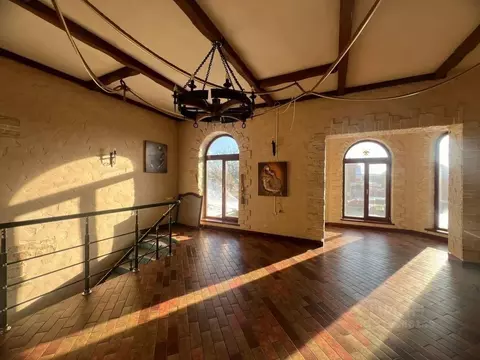 Помещение свободного назначения в Краснодарский край, Краснодар ул. ...