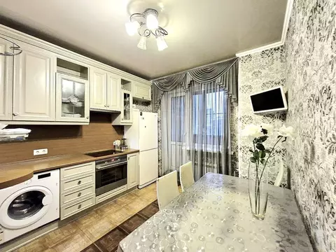 2-к кв. Санкт-Петербург ул. Оптиков, 50к2 (62.5 м)