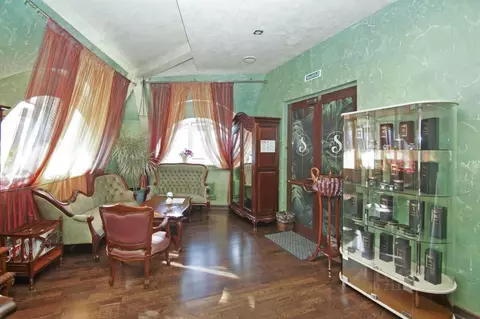 Помещение свободного назначения в Омская область, Омск просп. Карла ...