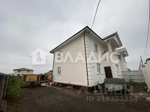 Дом в Красноярский край, Емельяновский район, Элитовский сельсовет, д. ...