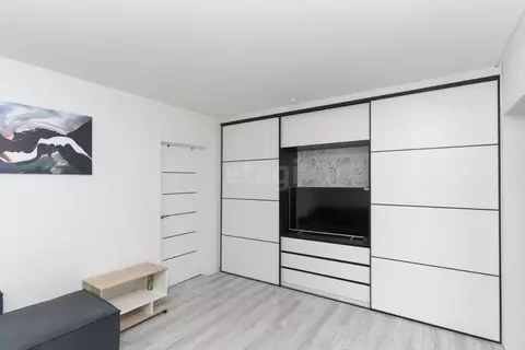 2-к кв. Тюменская область, Тюмень ул. Монтажников, 34 (58.7 м)