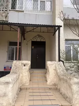 Помещение свободного назначения в Крым, Евпатория просп. Ленина, 56 ...