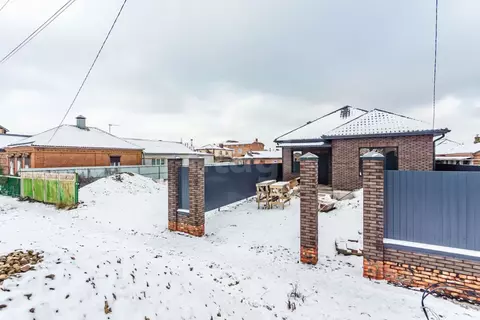 Дом в Ростовская область, Батайск ул. Станиславского (100 м)