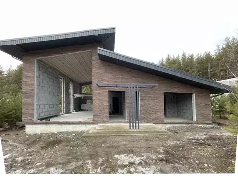 Дом в Свердловская область, Сысертский муниципальный округ, д. Ключи, ...