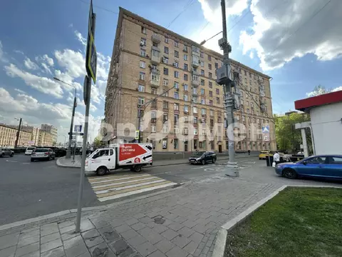 Продается комната в 3-комнатной квартире