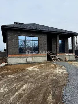 Дом в Ростовская область, Аксай ул. Игоря Великанова, 37 (261 м)