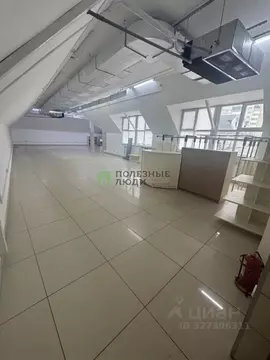 Помещение свободного назначения в Орловская область, Орел ул. Пушкина, ...