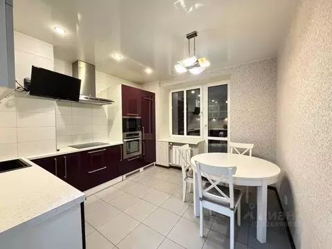 2-к кв. Санкт-Петербург просп. Космонавтов, 65к1 (56.0 м)