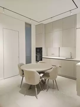 2-к кв. Москва Большой Трехсвятительский пер., 1 (52.0 м)