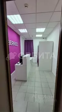 Помещение свободного назначения в Тюменская область, Тюмень ул. ...