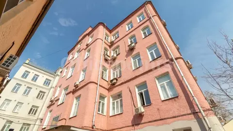 Офис в Москва Яузский бул., 13С3 (150 м)