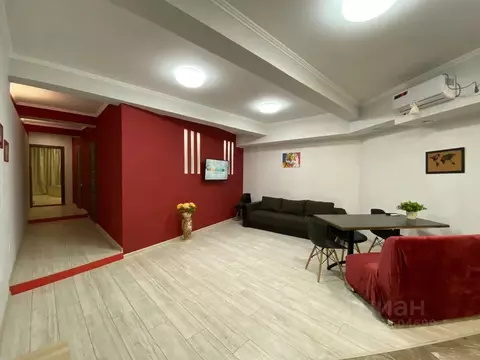 3-к кв. Крым, Ялта ул. Игнатенко, 8 (70.0 м)