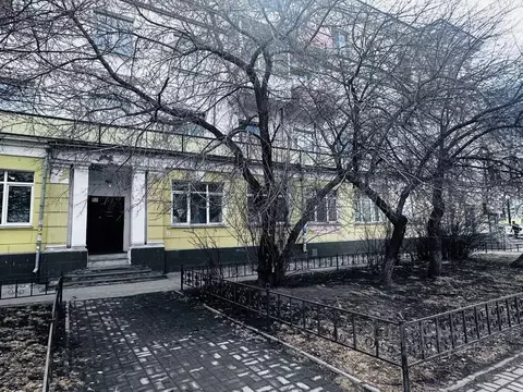 Помещение свободного назначения в Иркутская область, Иркутск ул. Карла ...