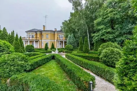 Дом в Московская область, Одинцовский городской округ, с. Ромашково  ...