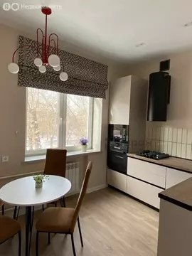 3-комнатная квартира: Челябинск, Липецкая улица, 11 (75 м)