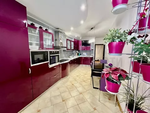 4-к кв. Самарская область, Самара Никитинская ул., 30 (116.2 м)