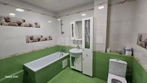 2-к кв. Тюменская область, Тюмень ул. Монтажников, 41 (62.5 м)