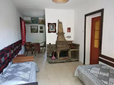 Дом в Крым, Судак муниципальный округ, с. Веселое ул. Подгорная, 18 ...