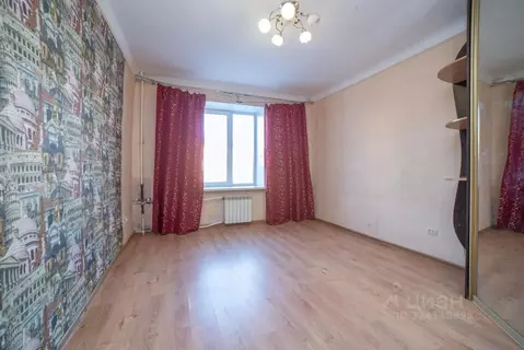 3-к кв. Свердловская область, Екатеринбург ул. Машиностроителей, 18 ...