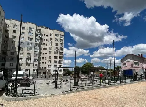 3-к кв. Крым, Симферополь ул. 60 лет Октября, 13/64 (69.5 м)