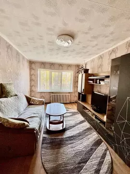 3-к кв. Омская область, Омск Городок Нефтяников мкр, ул. Энтузиастов, ...