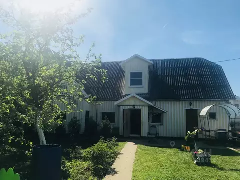 Дом в Ленинградская область, Ивангород Кингисеппский район, ул. ...