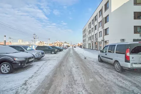 Помещение свободного назначения в Тюменская область, Тюмень ул. ...