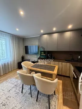 3-к кв. Омская область, Омск СибНИИСХоз мкр, пер. 1-й Башенный, 8к1 ...