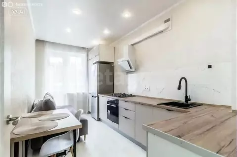 1-комнатная квартира: Калининград, улица Старшины Дадаева, 71 (42 м)