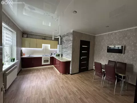 Дом в Семилукский район, рабочий посёлок Стрелица (160 м)