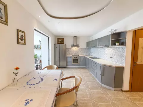 2-к кв. Санкт-Петербург просп. Косыгина, 33к1 (89.8 м)